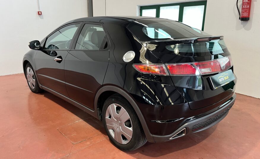 HONDA CIVIC 1.8 i-VTEC COMFORT