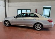 MERCEDES-BENZ E 220 CDI Advangarde