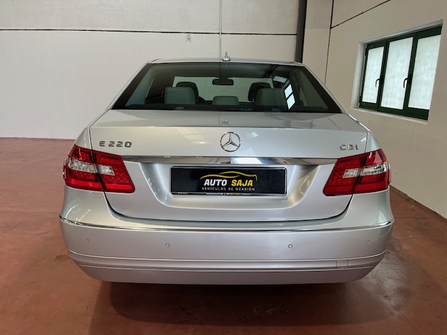 MERCEDES E 220 CDI