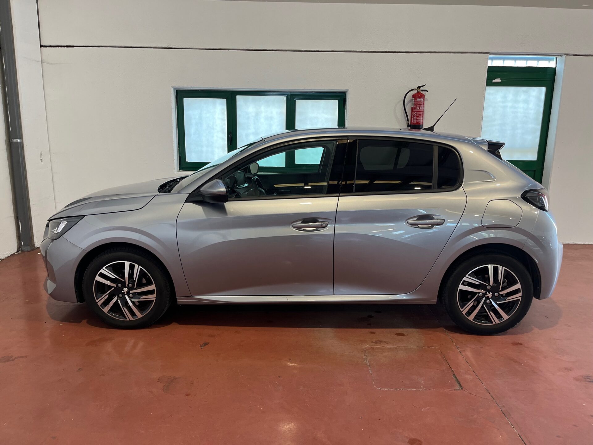 PEUGEOT 208 1.5 HDI Allure