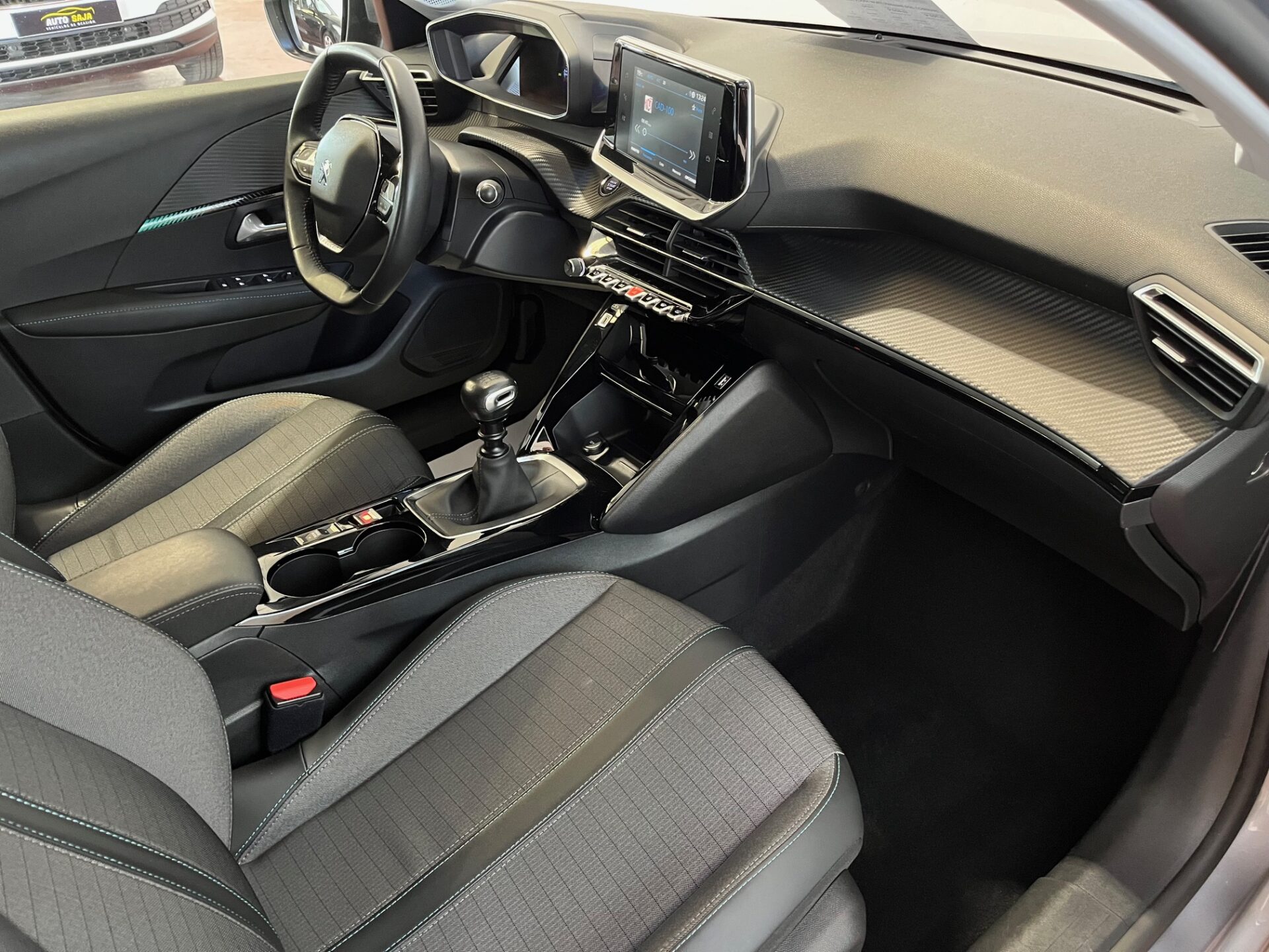 PEUGEOT 208 1.5 HDI Allure