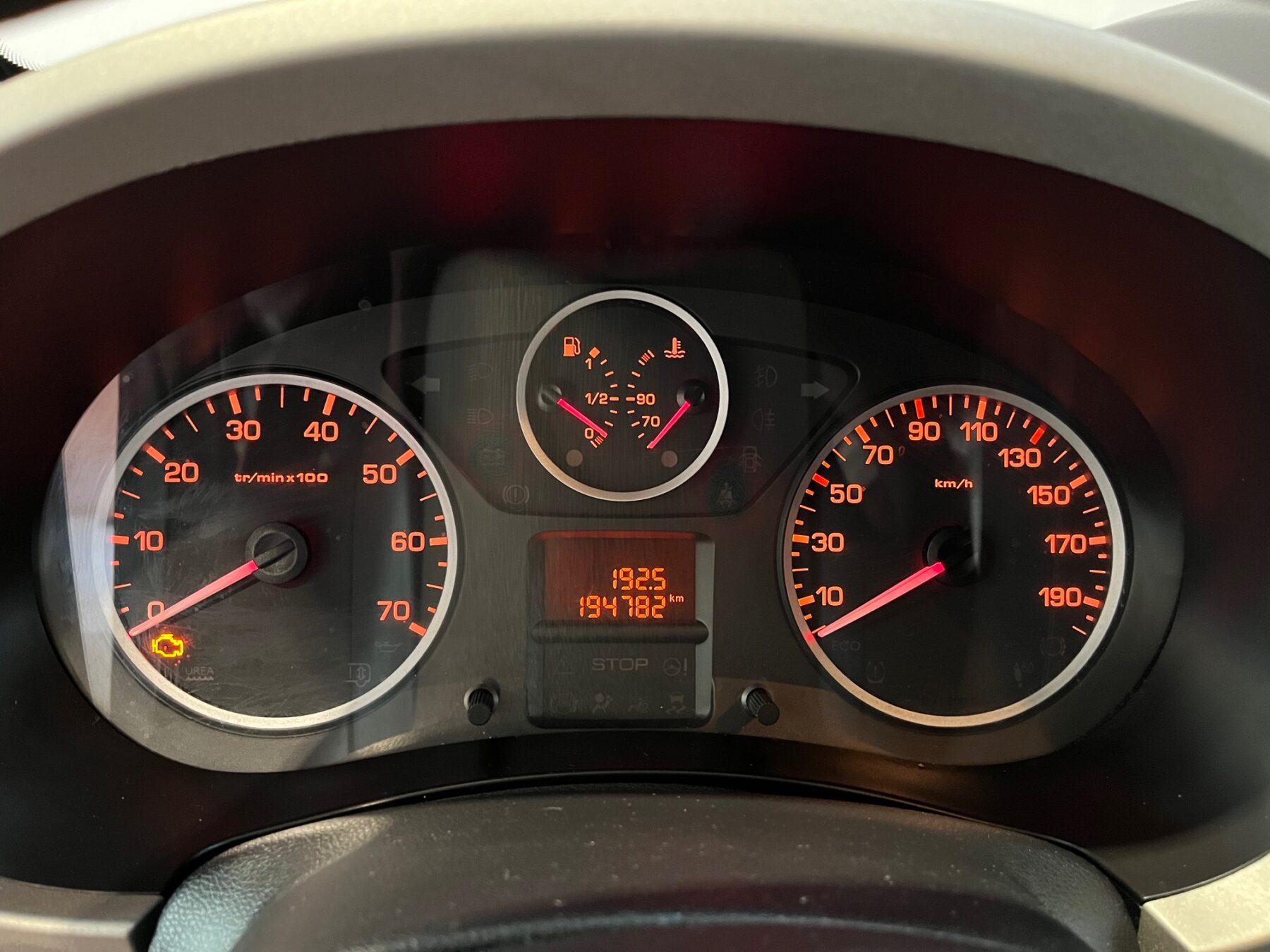 PEUGEOT PARTNER 1.6 e-HDI Tepee Outdoor