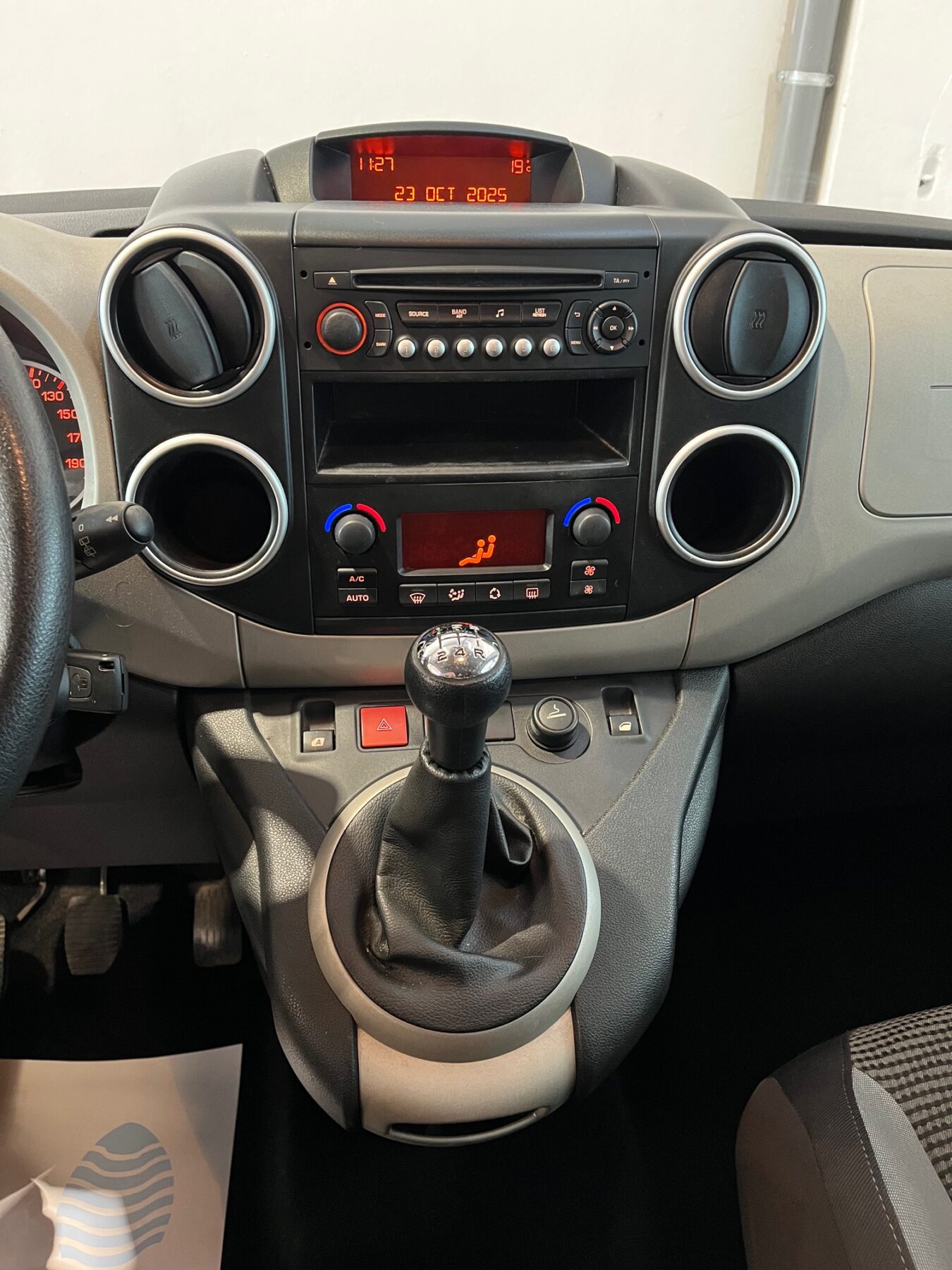 PEUGEOT PARTNER 1.6 e-HDI Tepee Outdoor