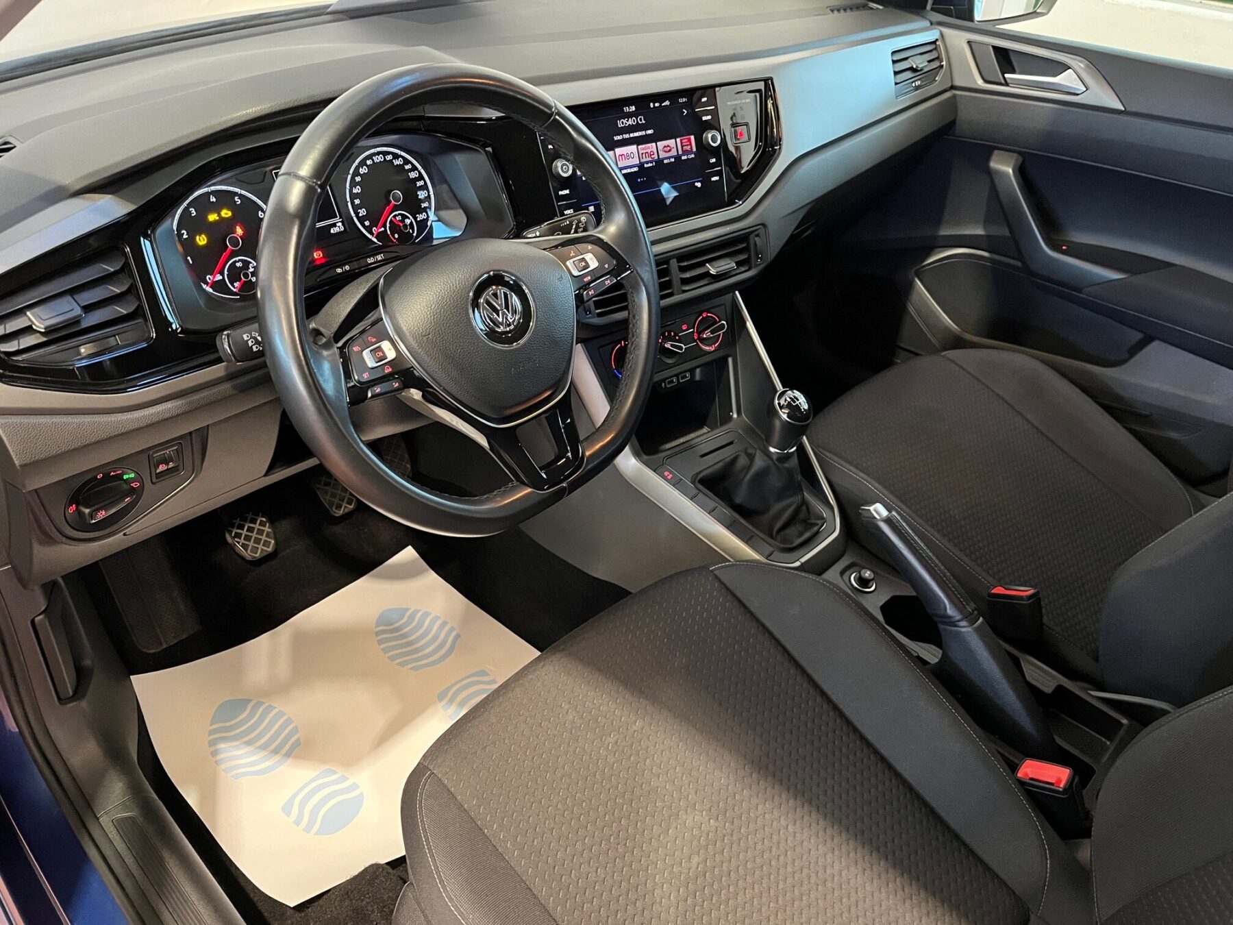 VOLKSWAGEN POLO 1.0 COMFORT