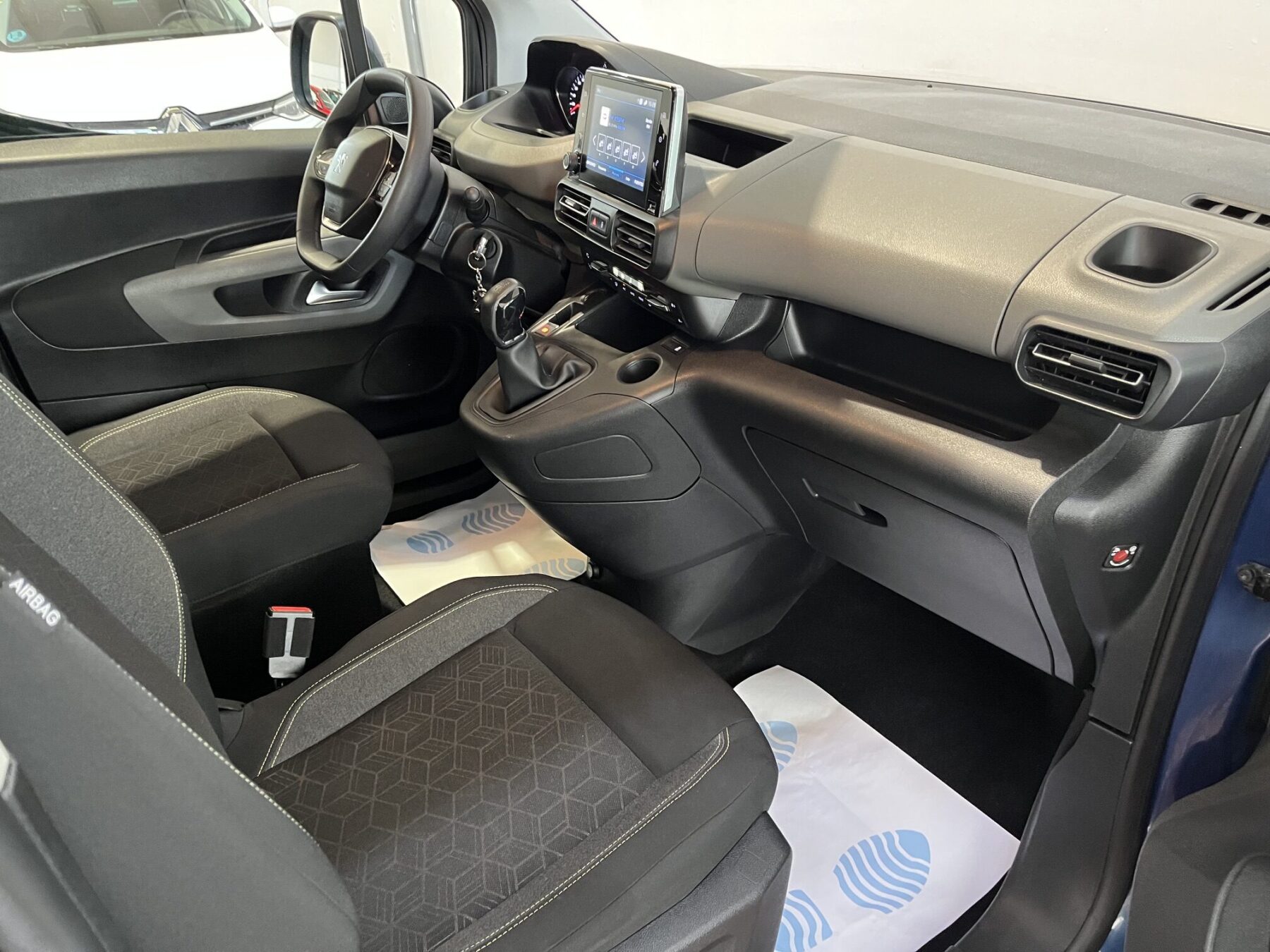 PEUGEOT RIFTER HDI 100 NAV