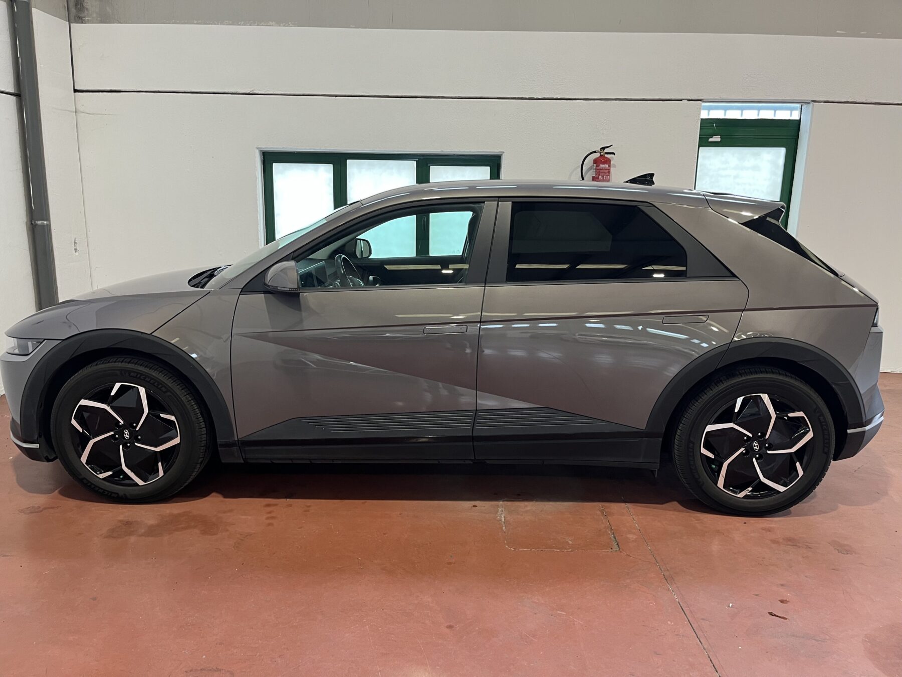 HYUNDAI IONIQ 5 STAR RWD HDA