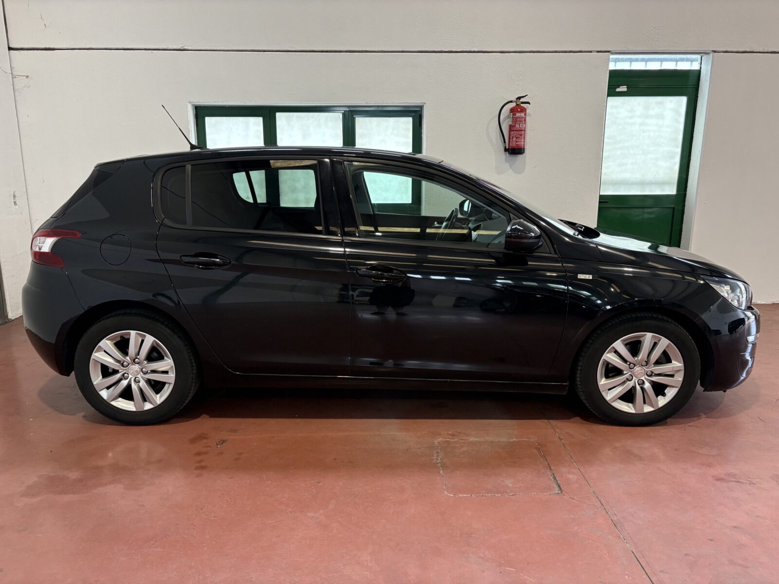 PEUGEOT 308 1.6 HDI STYLE