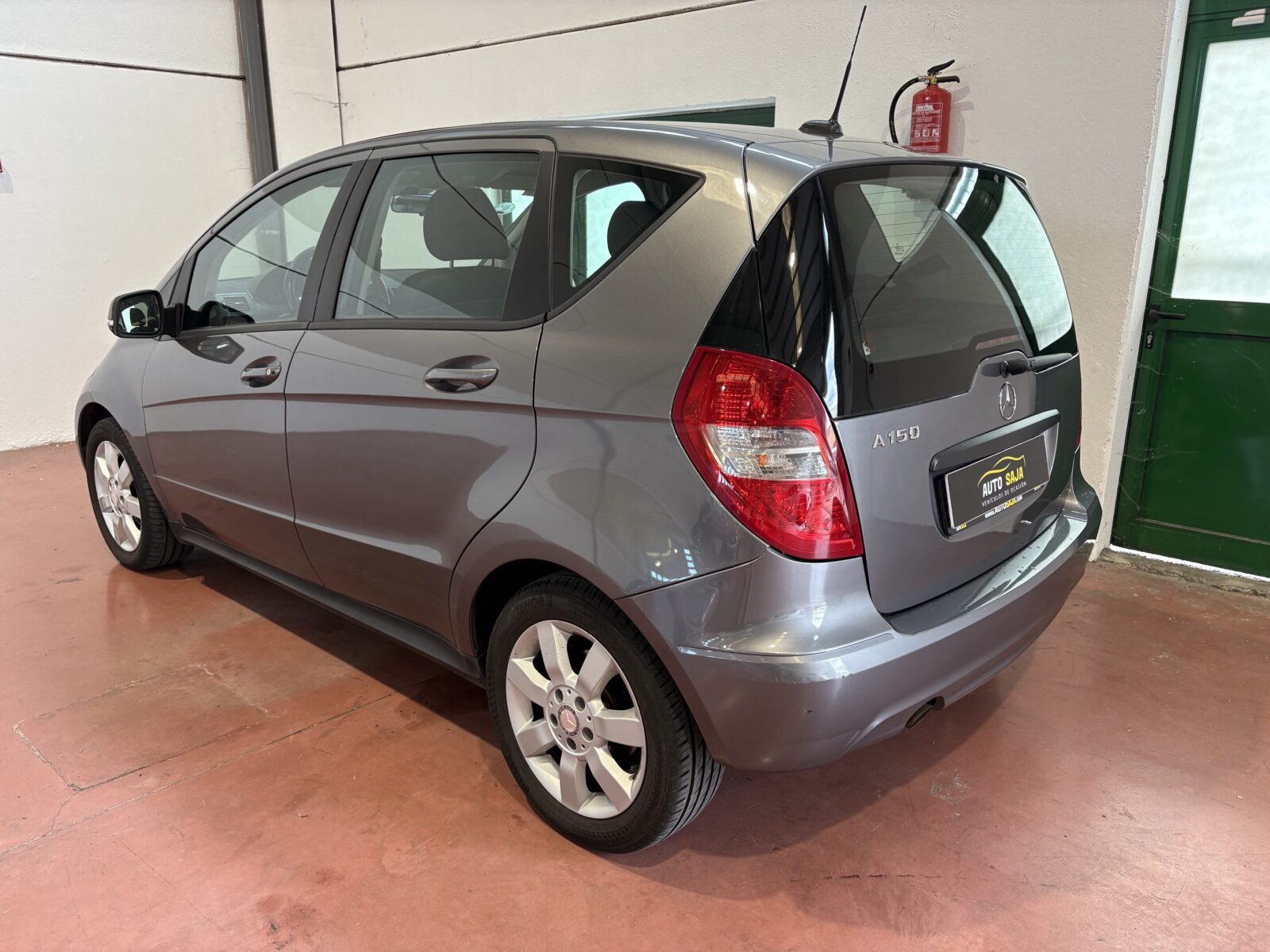 MERCEDES-BENZ A A150