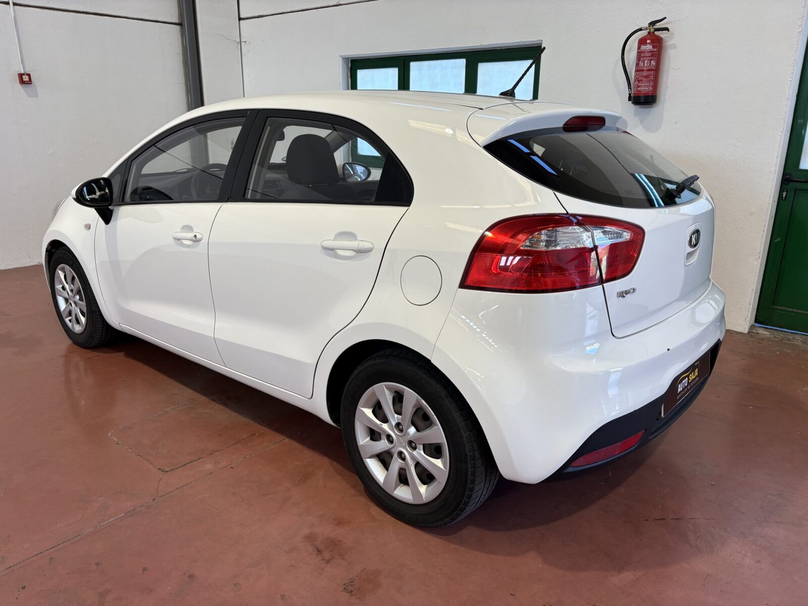 KIA Rio 1.2 CVVT Concept