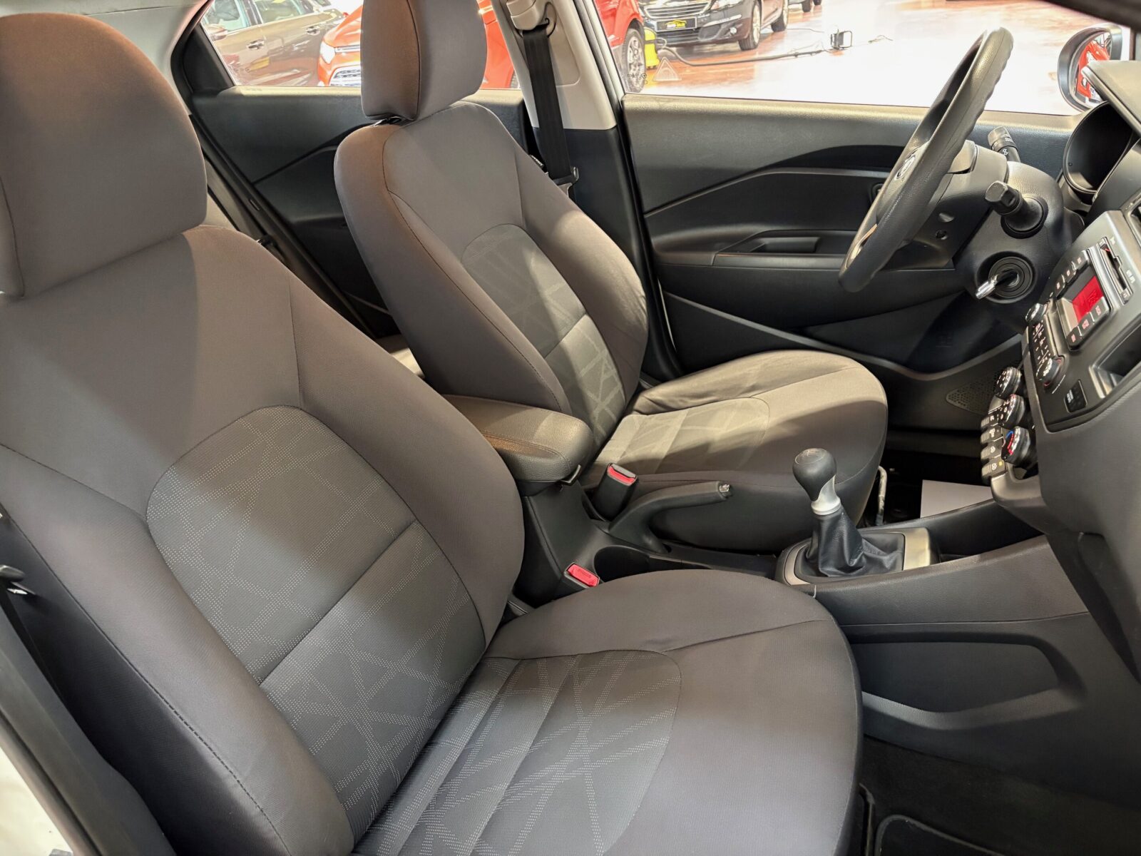 KIA Rio 1.2 CVVT Concept